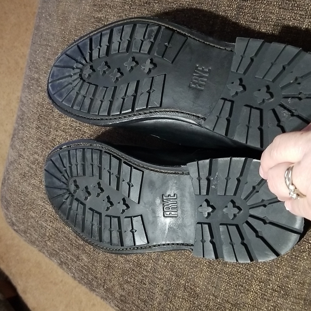 Frye mens shoes  size 10 D - Picture 4 of 6
